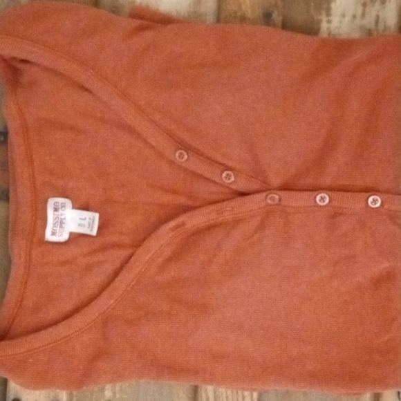 Women's Burnt Orange Long Sleeve Tee - Picture 3 of 3